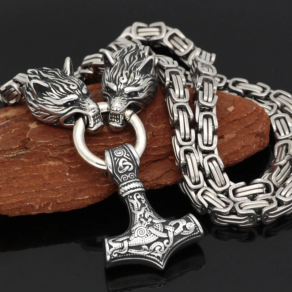 Nordic Viking Pendant Necklace for Men Women Gothic Celtic Wolf Rune Amulet Stainless Steel King Chain Fashion Jewelry Wholesale