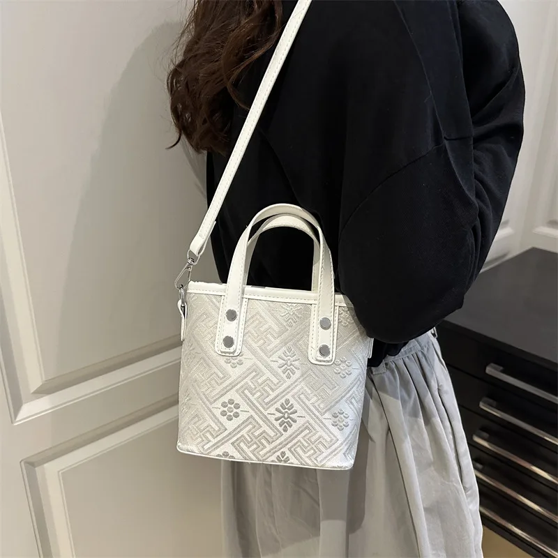

2025 Zhuang Brocade Bucket Bag for Women Ethnic Shoulder Purse Fashionable Handbag