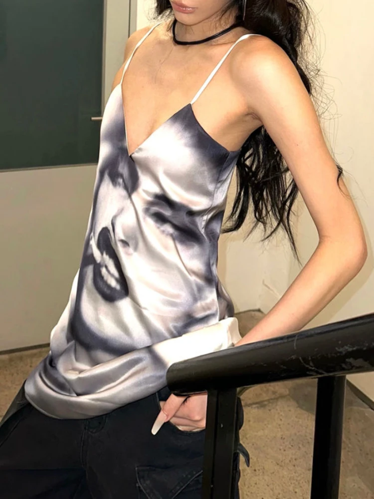 بلوزة نسائية صيفية Y2k جمالية مثيرة بياقة على شكل V بدون أكمام ملابس خروج غير رسمية مطبوعة صورة هاراجوكو كل مباراة قصيرة s