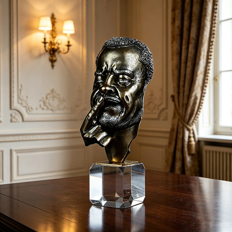 Nordic Art Resin Abstract Statue Desktop Ornaments Sculpture Figurines Face Character Light Luxury Art Crafts Office Home Decor