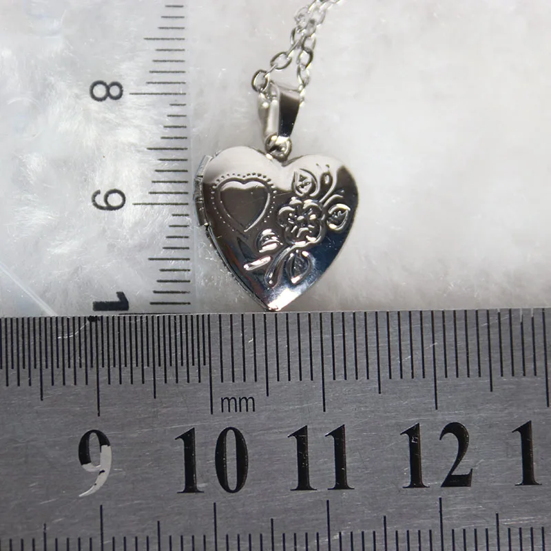 1pc Little Flowers Heart Locket Photo Frame Pendant Floating Lockets Charms Necklaces Women Girls Memorial Jewelry New Year Gift