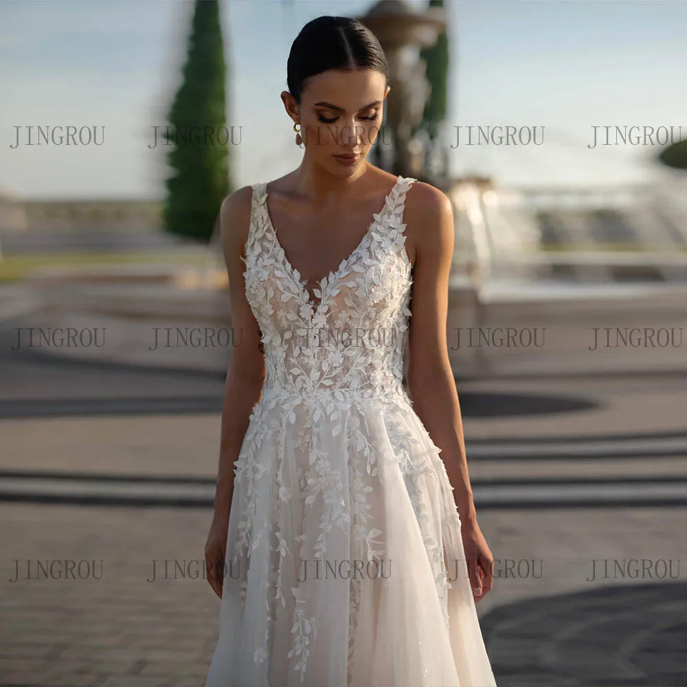Customized Wedding Dresses Elengant V-neck A-line Bridal Gowns Spaghetti Strap Lace Appliques With Train Brides dress Customized