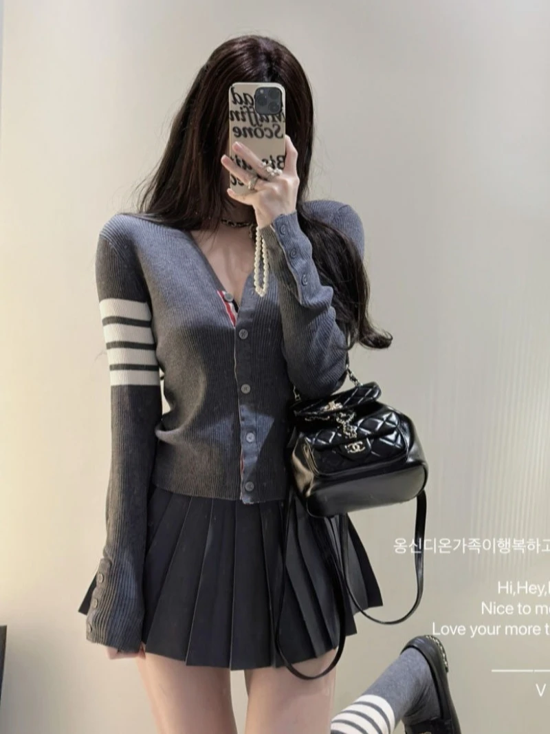 

New Preppy Style Slim Fit Stripe Knit Cardigan Colorblock Long Sleeve Coat Korean Spring Autumn Slimming Women Jacket Grey White