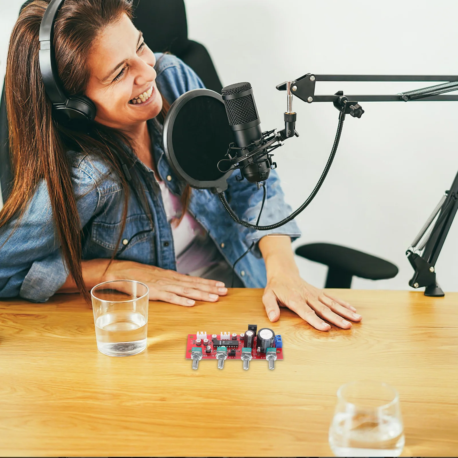 

Tone Control Board Lm1036 Audio Amplifier Module Volume Bass Treble Mediant Adjustment For Hifi Stereo System Recording