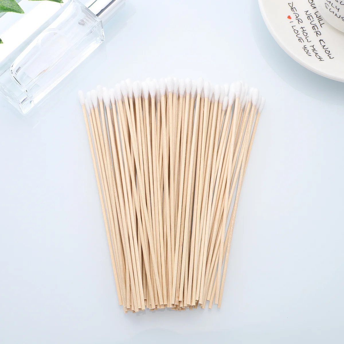100 Uds hisopos de algodón sin polvo mango de madera hisopos médicos para limpieza de orejas uso herramienta de eliminación de maquillaje algodón ecológico