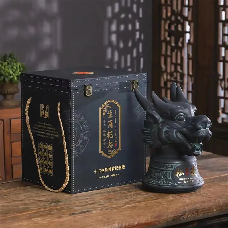 Retro Jingdezhen ceramic twelve zodiac animal heads imitation bronze creative high-end wine bottle five catties Baijiu pot empty