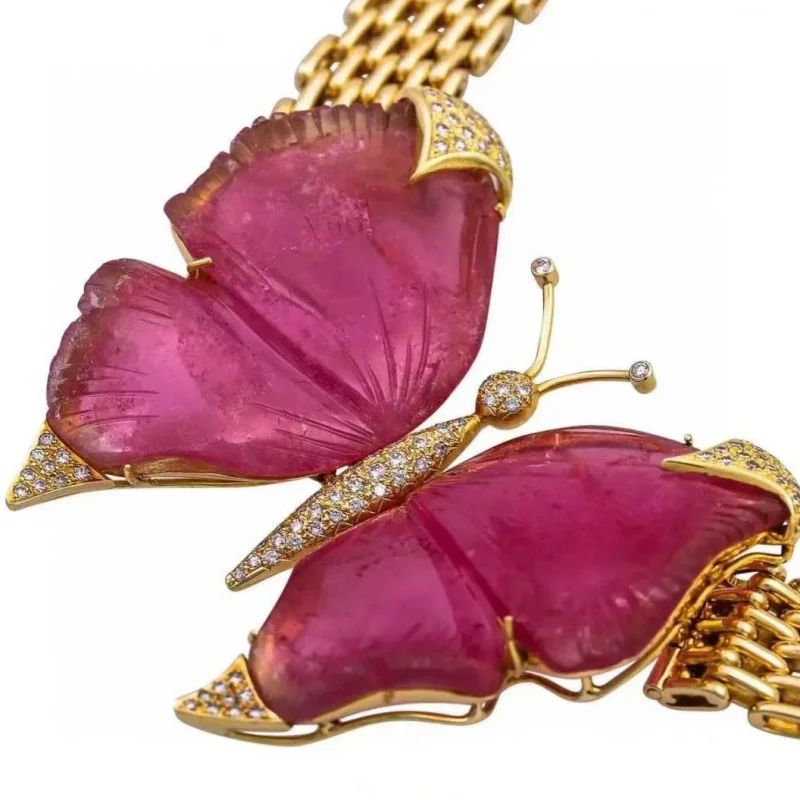 

High-end European and American Fashion Brand French Style Stunning Rose Red Inlaid Zircon Large Butterfly Brooch