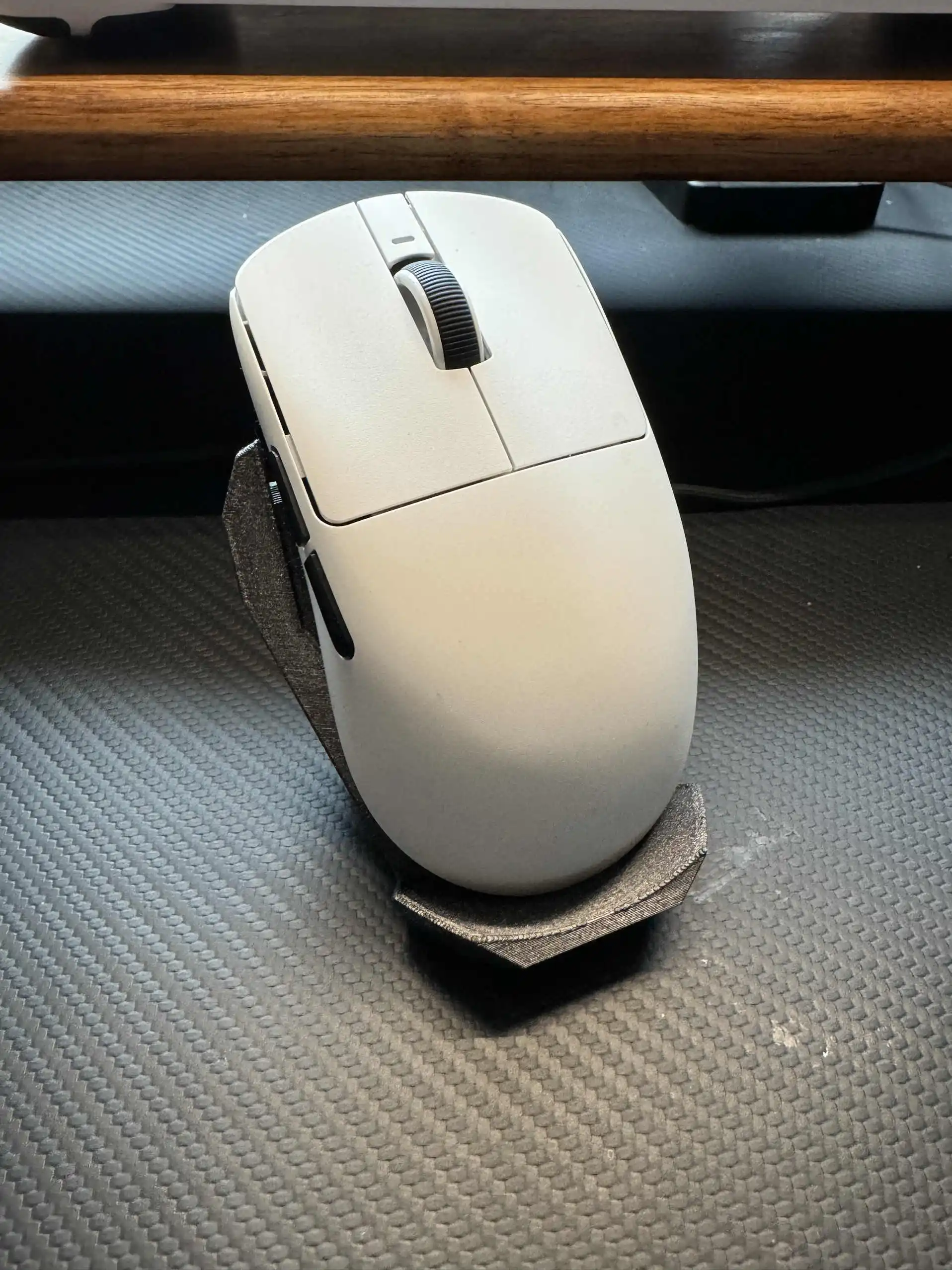 

3D Printing Mouse Display Stand For Neat Desktop Organization And Enhances Presentation Ergonomic For Various Mouse Size