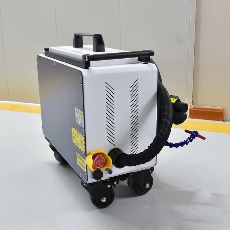 Handheld air Cooled 100w Portable Pulse Laser Cleaning Machine Jpt Laser Auto Parts Faser Laser Impuls Clean LME