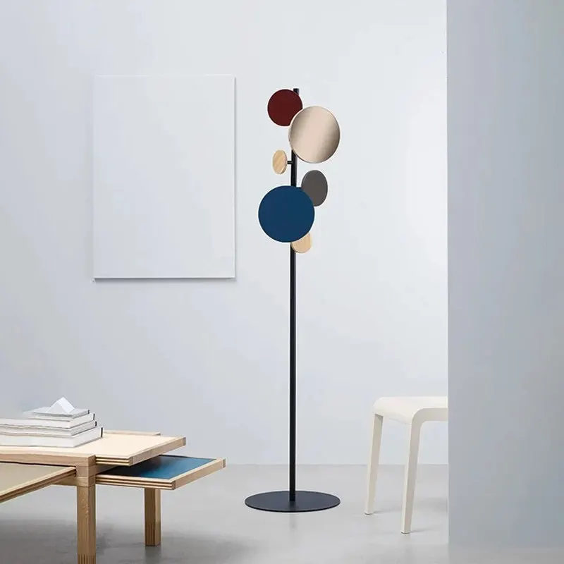 Porte-manteaux sur pied de style nordique, minimalistes et de luxe, pour intérieur, avec étagère d'angle suspendue, mobilier de salon