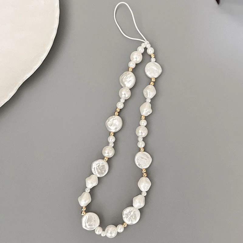 Korean 3D Cute Baroque White Pearl Beads Beaded Phone Chain For iPhone 16 Camera Hanging Rope Anti-Lost Lanyard Hanging Jewelry