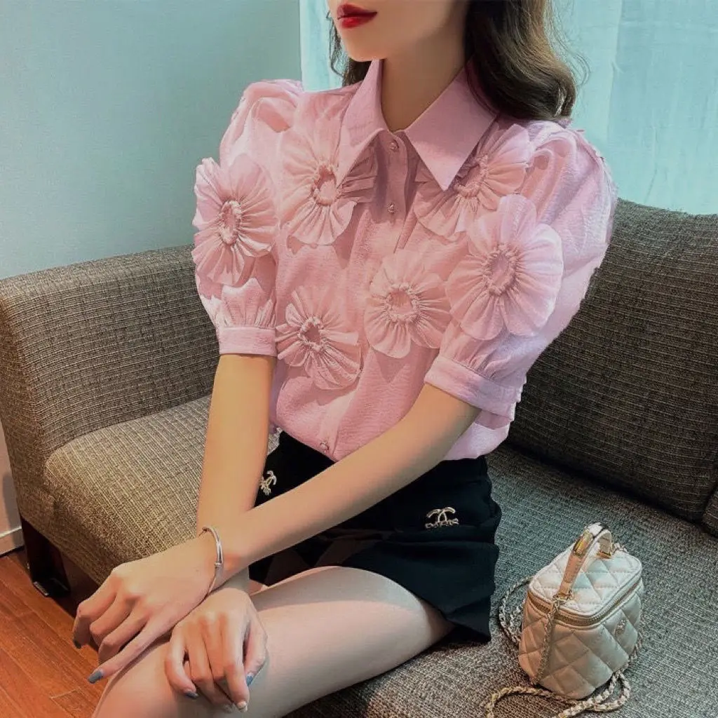 Camisas de manga curta para mulheres, tops de decoração linha brilhante, blusas monocromáticas, patchwork senhora do escritório, nova tendência, moda verão, 2024