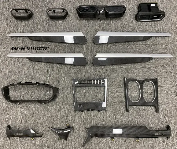 

Urus Dry Carbon Interior Parts for Dashboard and Center Control High Quality Dry Carbon Interior Decoration for Urus Lambor
