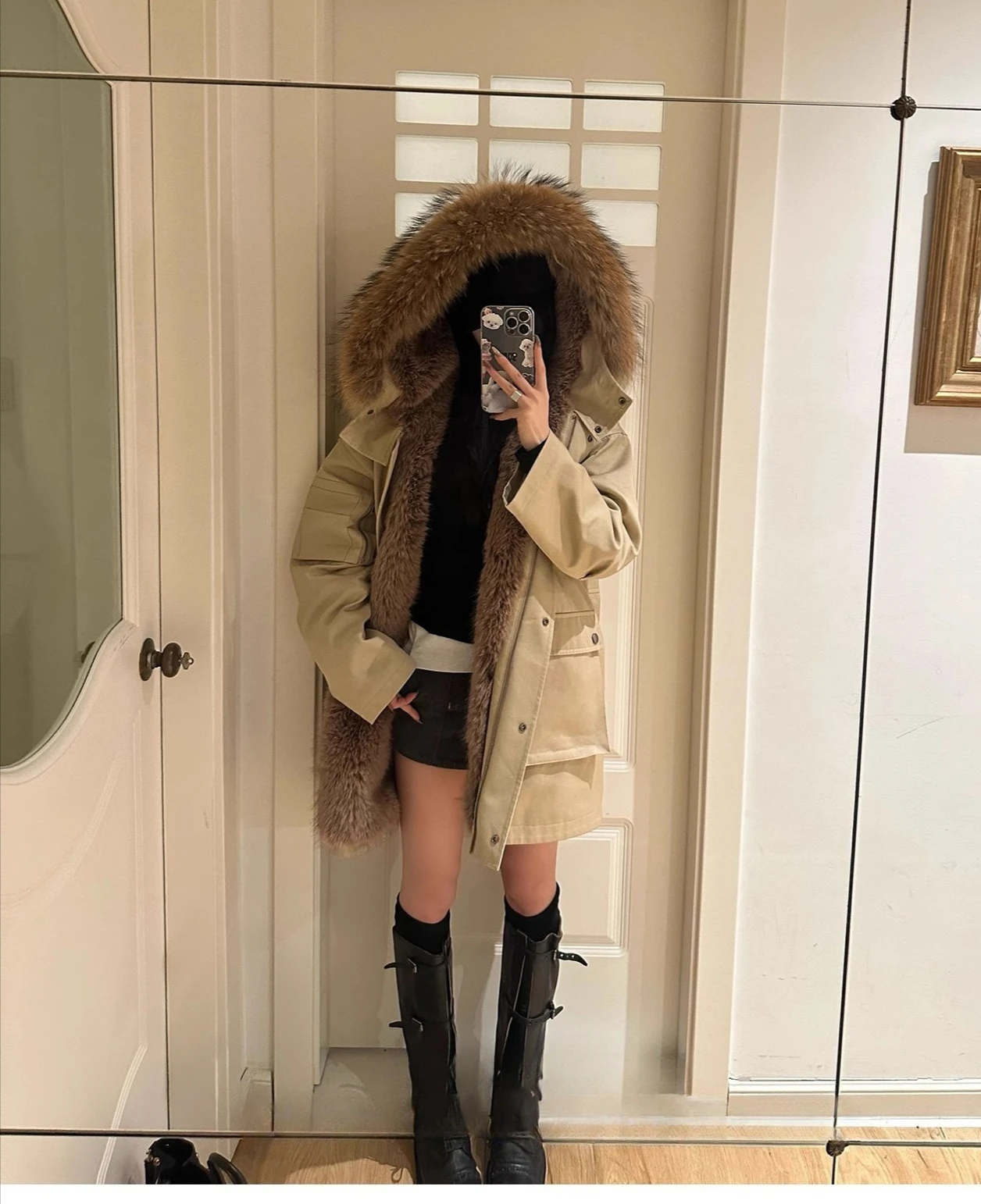 

​ ​ Женская зимняя парка 2025 года с меховой отделкой, стеганая куртка-пуховик большого размера ​ ​