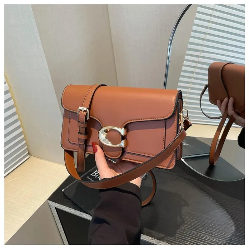 

New luxury solid color handbag 2026 new fashionable retro multifunctional minimalist crossbody bag