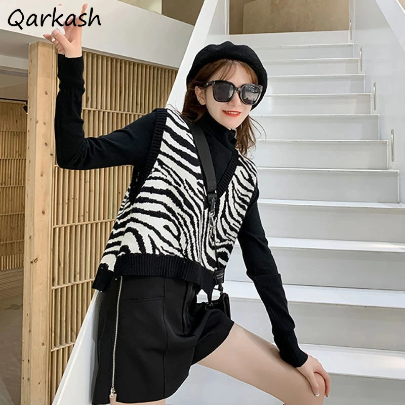 Sweater Vest Women Zebra-print Cropped Clothes Popular Casual College Sleeveless V-Neck Knitted All-match Fashion Simple Female