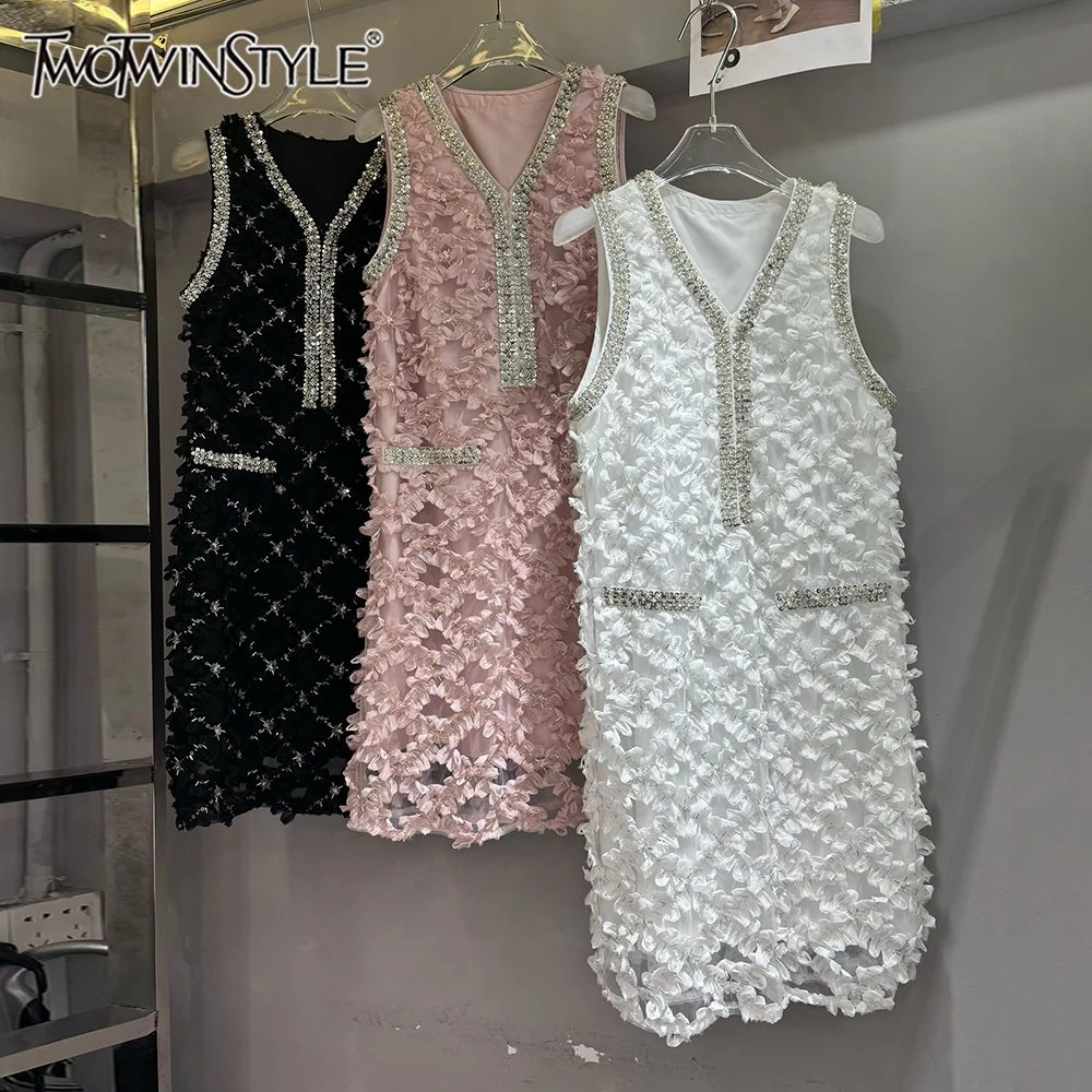 

TWOTWINSTYLE Loose Solid Dresses for Women V Neck Sleeveless Spliced Sequins Summer Luxury Party Dress Female Summer KDR561847