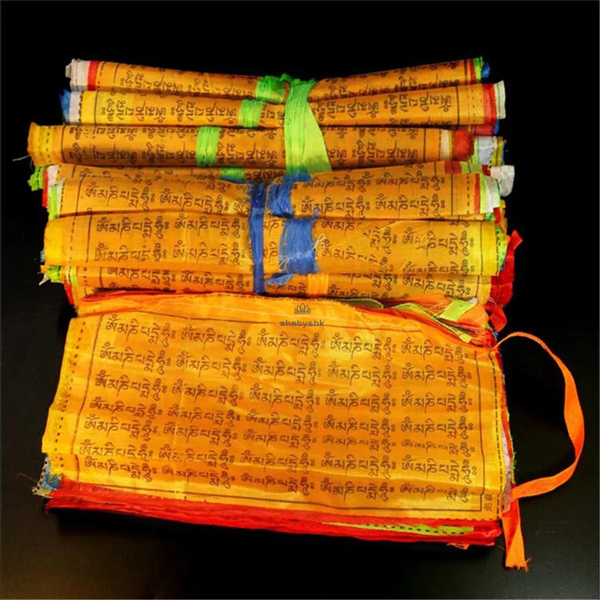

5 Meters Tibetan Buddhist 20pcs/string 5 Elements 25*15cm/pc Clear Pattern Guanyin Mantra Sutra Hanging Decorate Prayer Flag