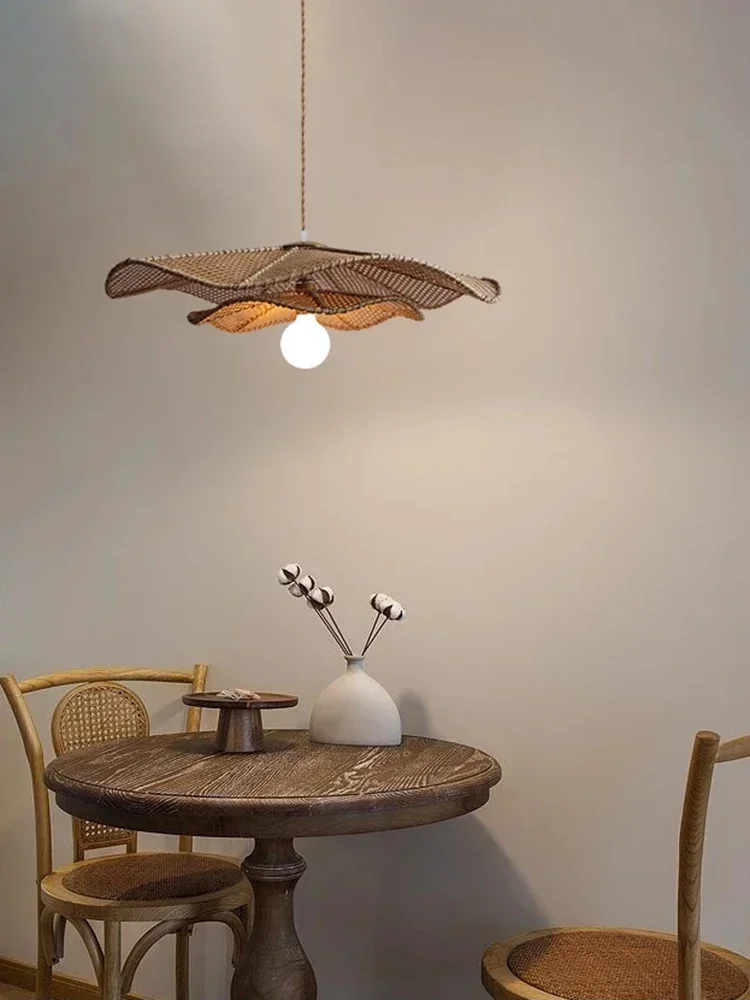 Moderno giapponese Wabi Sabi retrò rattan tessitura lampadario soggiorno sala da pranzo camera da letto B & B decorazione casa lampada a sospensione apparecchi per interni