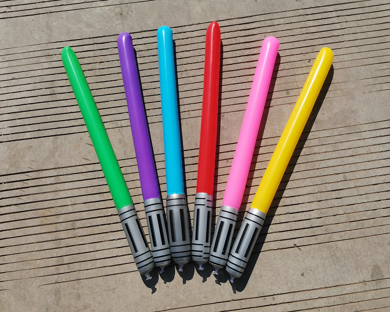 Neues Aufblasbares Lichtschwert Laser-Schwert Spielzeug 100cm Aufblasbarer Stick PVC Aufblasbares Schwert als Geschenk – Detail 1