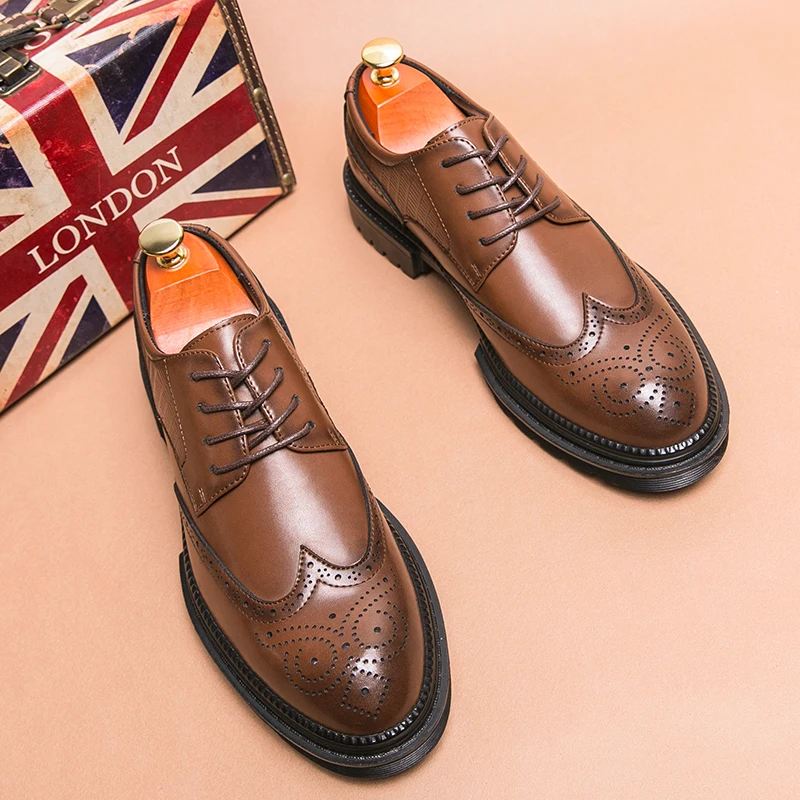 

Luxury Derby Genuine Leather Men Shoes Brogue Lace up Round Toe Dress Busines Office Casual Wedding Party Leather Shoes For Man