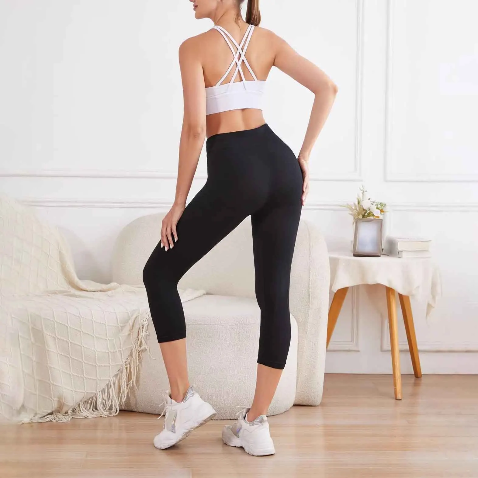 Black Polyester Pants for Women For Slim for Fit Regular Length Medium Stretch for Fitness Sports Vacation and Beach Outings