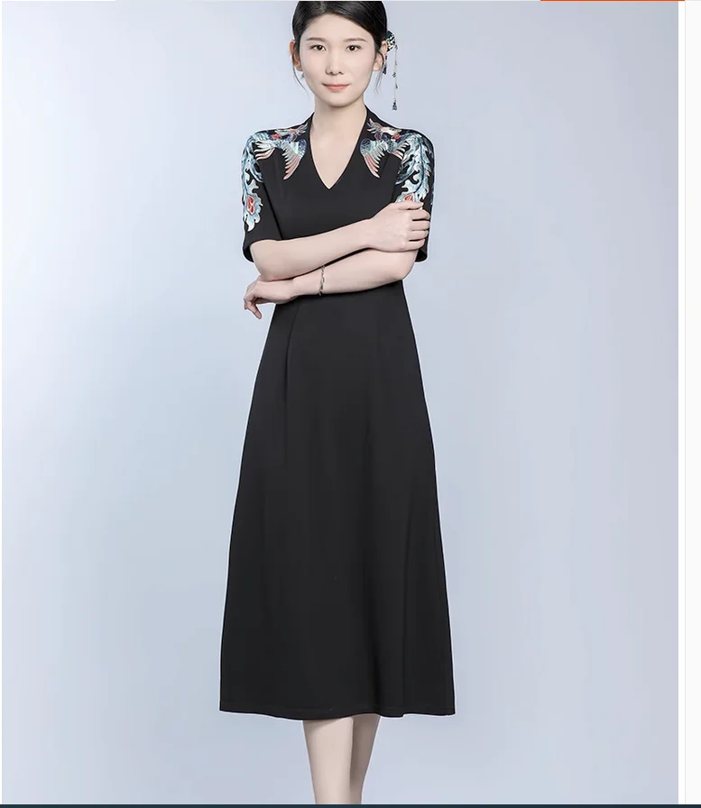 

Summer Chinoiserie embroidery long skirt slim luxury short sleeve v-neck dress