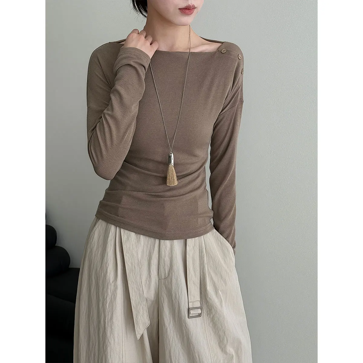 Tops Women Top V Neck Full Sleeve Sexy Y2k Streetwear Knit Casual Solid Regular High Waist Elegant Work Slim Fit 2026 Spring