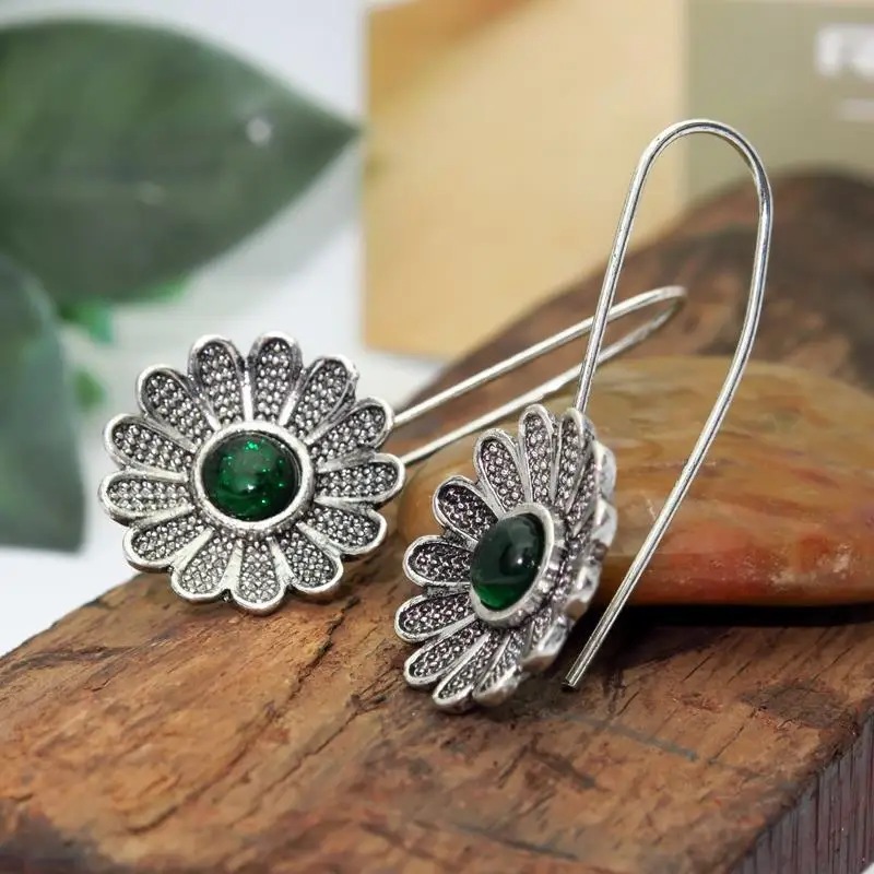 Vintage Green Flower Silver Color Earrings For Women Female Jewelry New Custom Jewelry