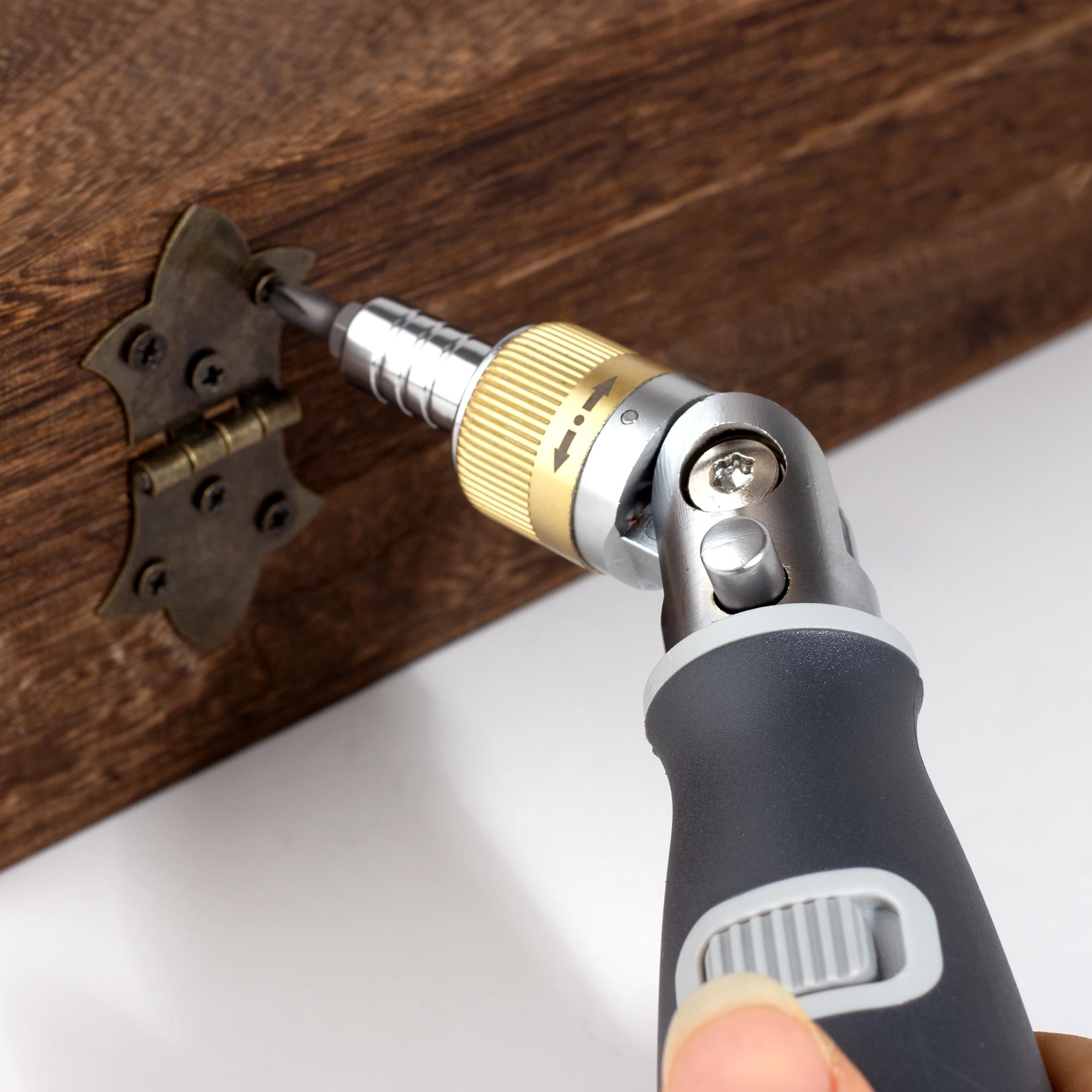 Picture 7: Multi-Function Rotary Ratchet Screwdriver Torx Phillip Hidden Screwdrivers Bits  Adjustable Wrench Tools Repair Hand Tools