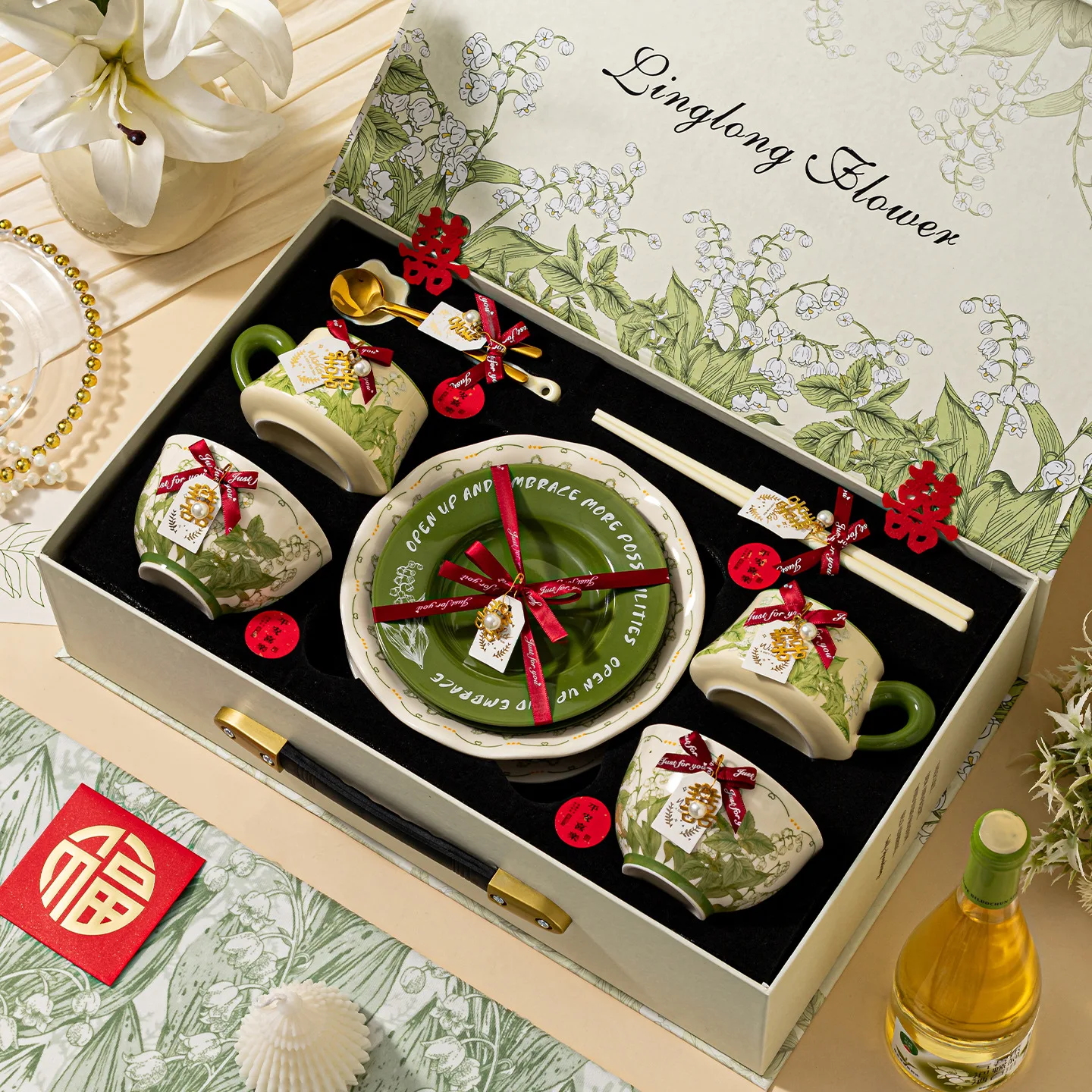 

HYS Underglaze Ceramic Tableware Dish Set Household New Household Small Fresh Dishes Household Moving New Home Gift Box