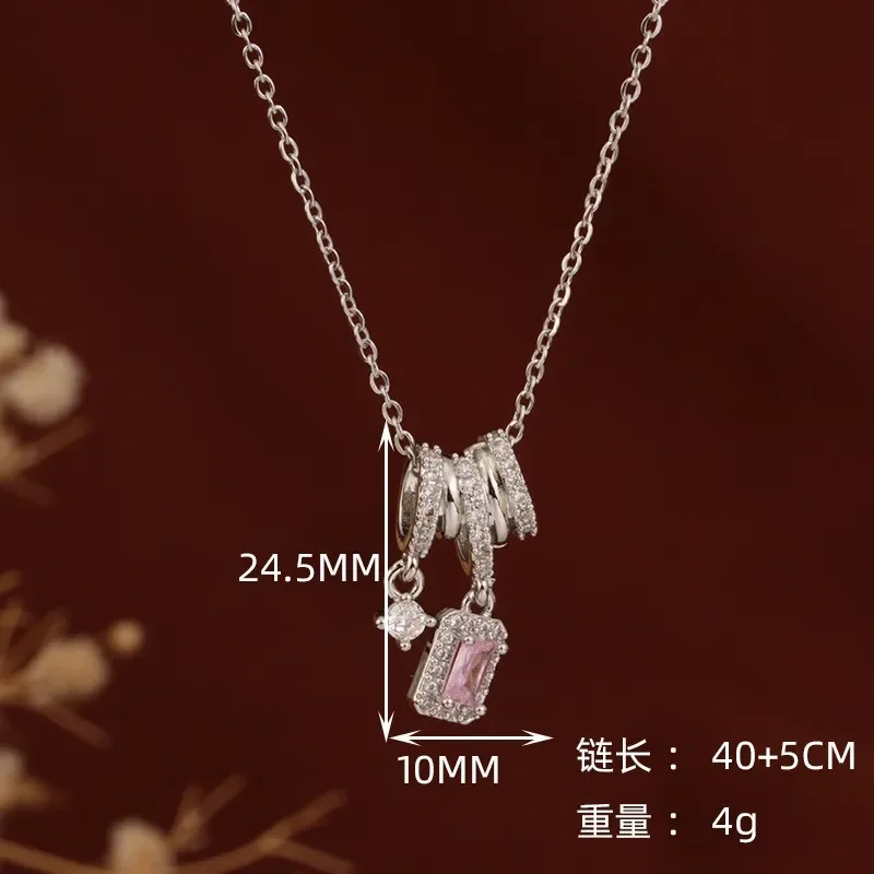 

Elegant and high-end titanium steel women's necklace decorated with micro-inlaid zircon collarbone chain