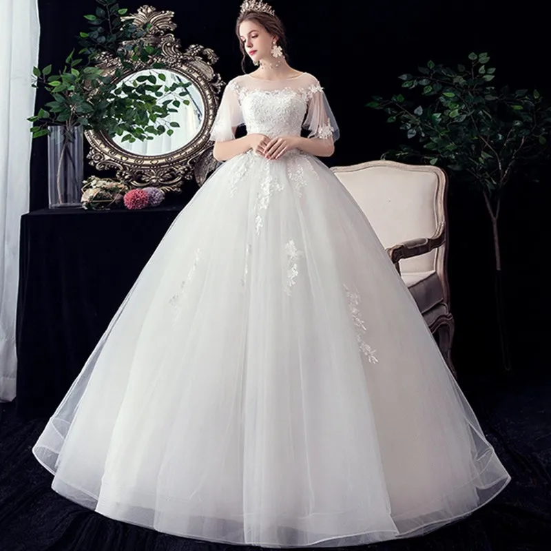 Maniche svasate O Collo Abito da sposa in stile cinese per le donne Bruidsjurk Robe De Mariee Courte Sposa Matrimonio Top Camicetta Abito da ballo