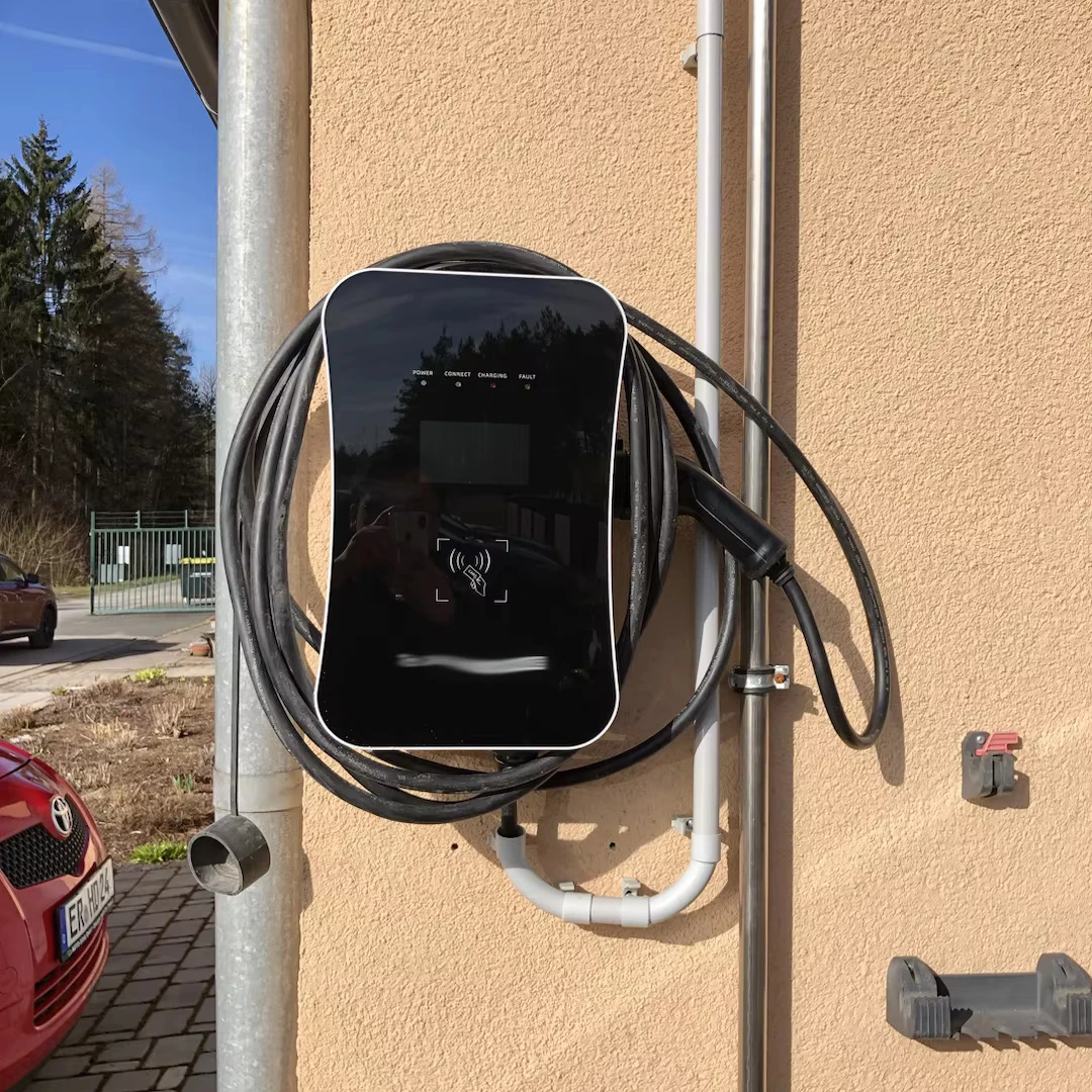 

Type 2 electric vehicle charger AC station electric vehicle charger 3.5KW 7KW 9KW 11KW 22KW 16A 32A electric vehicle charger