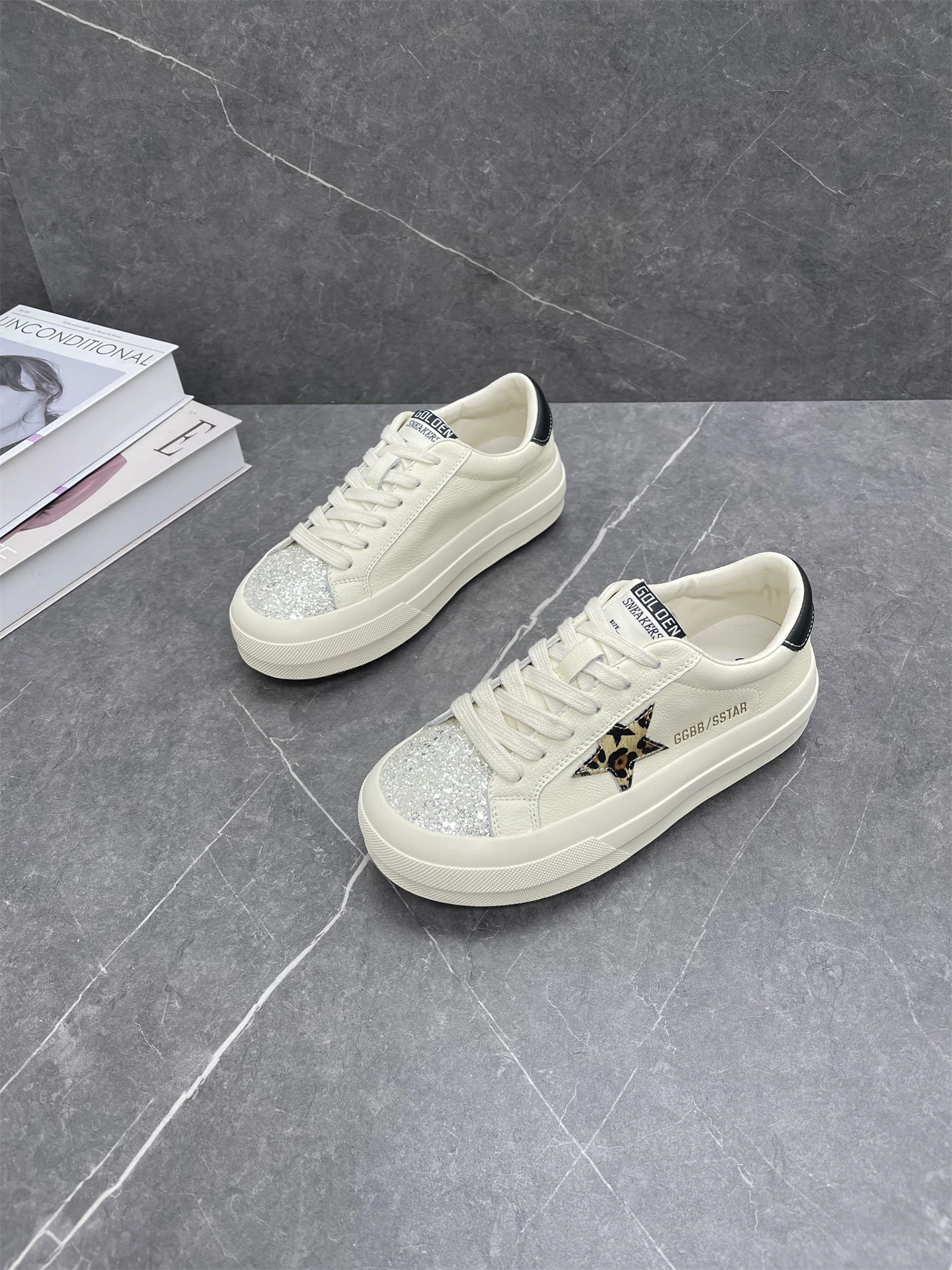 zapatillas-de-cuero-con-bordado-de-s-para-mujer-suela-uesa-con-platorma-diseno-de-lunares-a-la-moda-informal