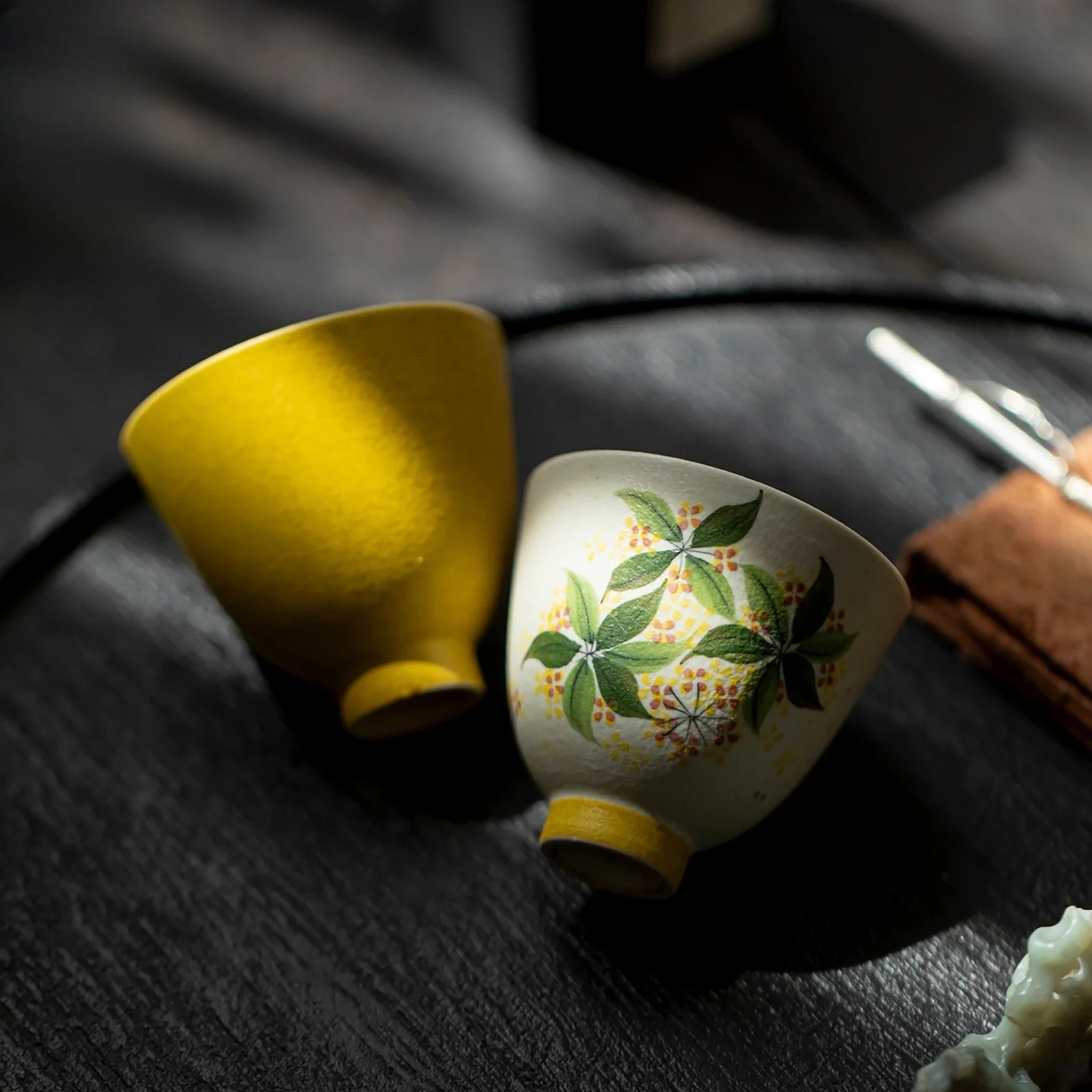 1Pc Flint Red Antique Hand-painted Osmanthus Ceramic TeaCup Chinese KungFu TeaSet Household TeaCup Drinking TeaCup Tea Tableware