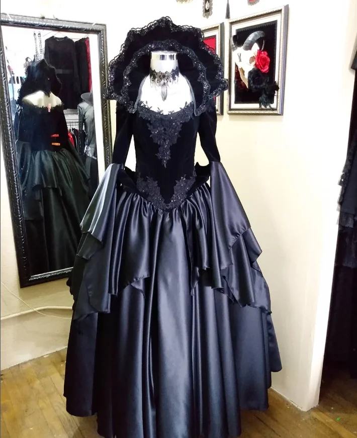 Black Court Rococo Prom Gowns Delicate Applique Taffeta Puffy Tiered Pleated Laced Victorian Corset Bodice Role Play Party Dress