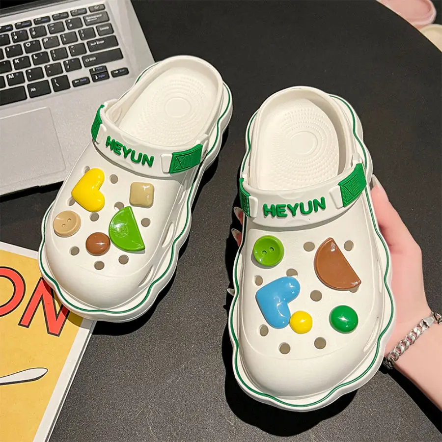 Women Platform Clogs Summer Sandals Clog Slippers Girls Cute Sandal Ladies Sandals Cartoon Casual Operating Room Clogs