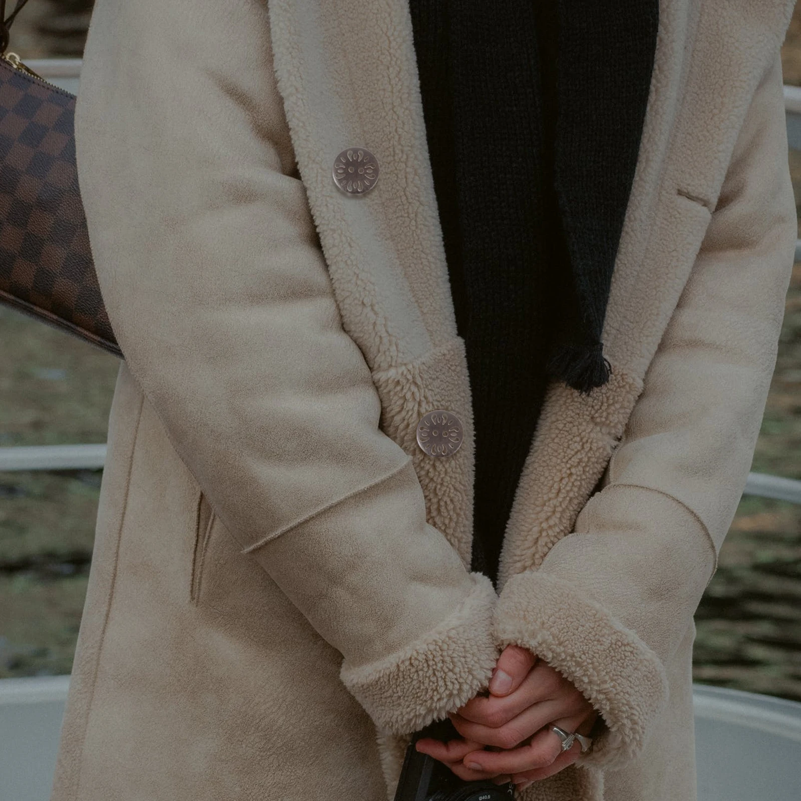 

50Pcs Wooden Vintage Buttons Retro Style Multipurpose Sewing Buttons for Clothing DIY Crafts Coat Overcoat Replacement