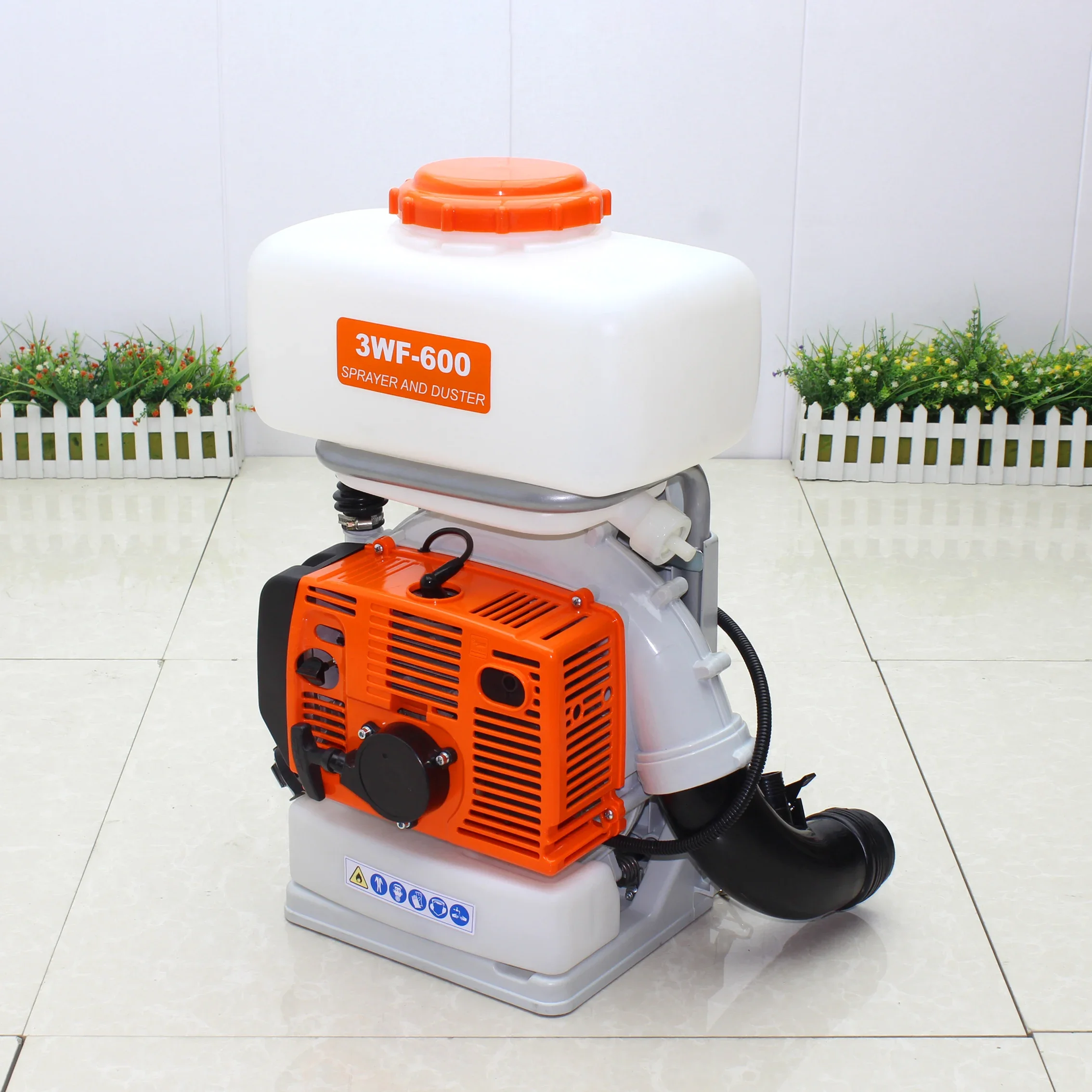 3WE-600 2-Stroke Knapsack Engine Pesticide & Fertilizer Sprayer for Liquid Postage Calcium Chloride Application