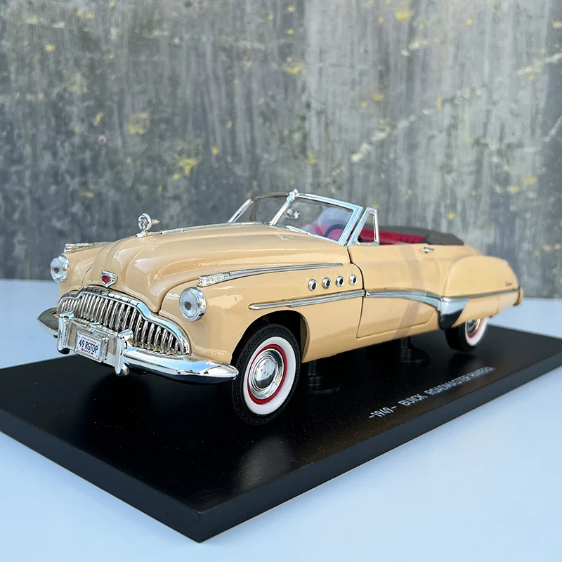

1:18 Original Model,GM 1949 Buick Roadmaster Ribira,Alloy Car Model for Display,Gift and Collections