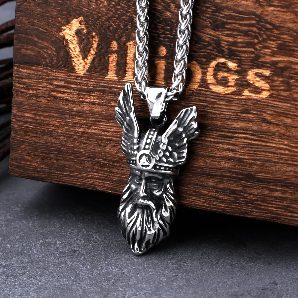 Norse Mythology Odin Helmet Necklace Men's Stainless Steel Awe of helmet Vikings Amulet Pendant Necklace Punk Biker Jewelry Gift