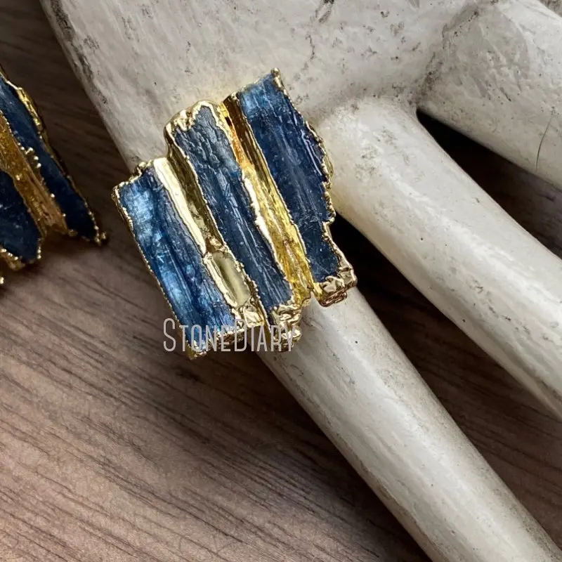 

RM42097 Natural Gemstone Blue Kyanite Ring Raw Stone Free Form Kyanite Ring Gold Plated Blue Kyanite Bohemian Boho Rings