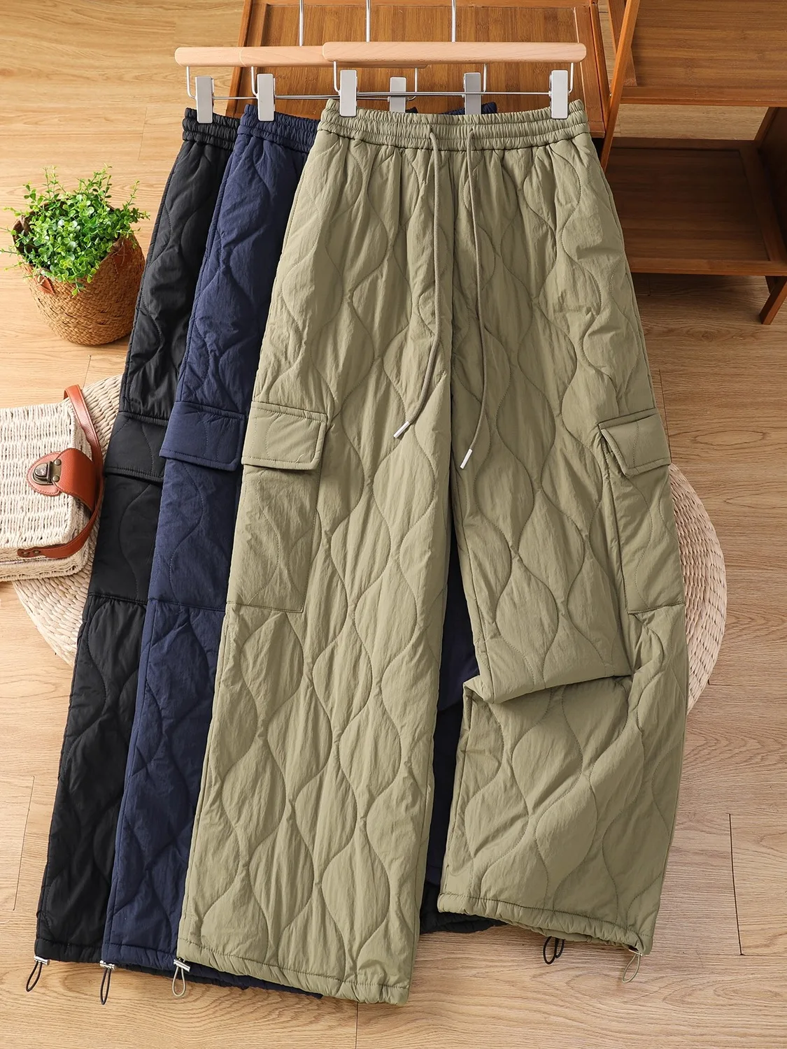 

Корейская зимняя теплая повседневная рабочая одежда, пуховые хлопковые брюки, женская зимняя одежда, брюки с завязками, прямые брюки с высокой талией...