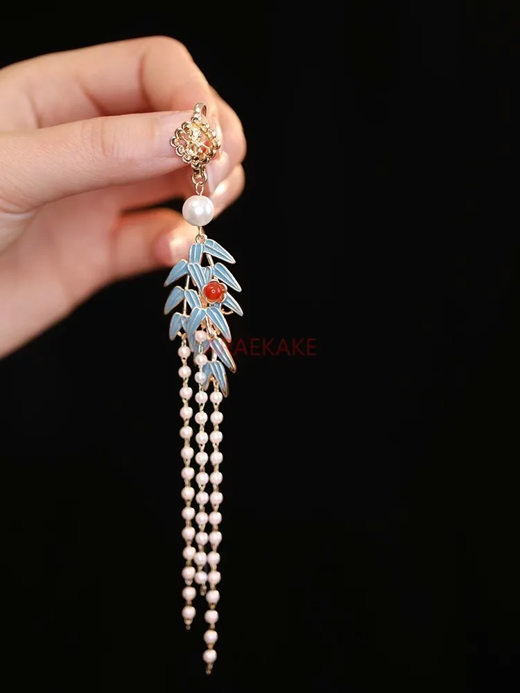 cheongsam Hanging decorations with Chinese style bamboo leaf enamel dripping oil, ancient style tassel pendant accessories