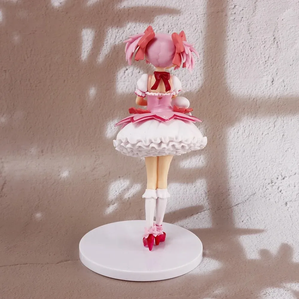 18cm Figurka Anime Puella Magi Madoka Magica Kaname Madoka Figurka Akcji Model Czarodziejki Dekoracja Statuetka Lalki Zabawki Prezent na Boże Narodzenie