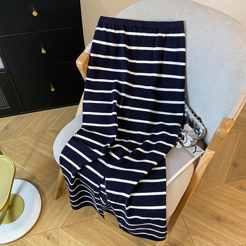 

Autumn/Winter Striped Knitted Skirt Women Casual Elastic High Waist Straight Long Skirt
