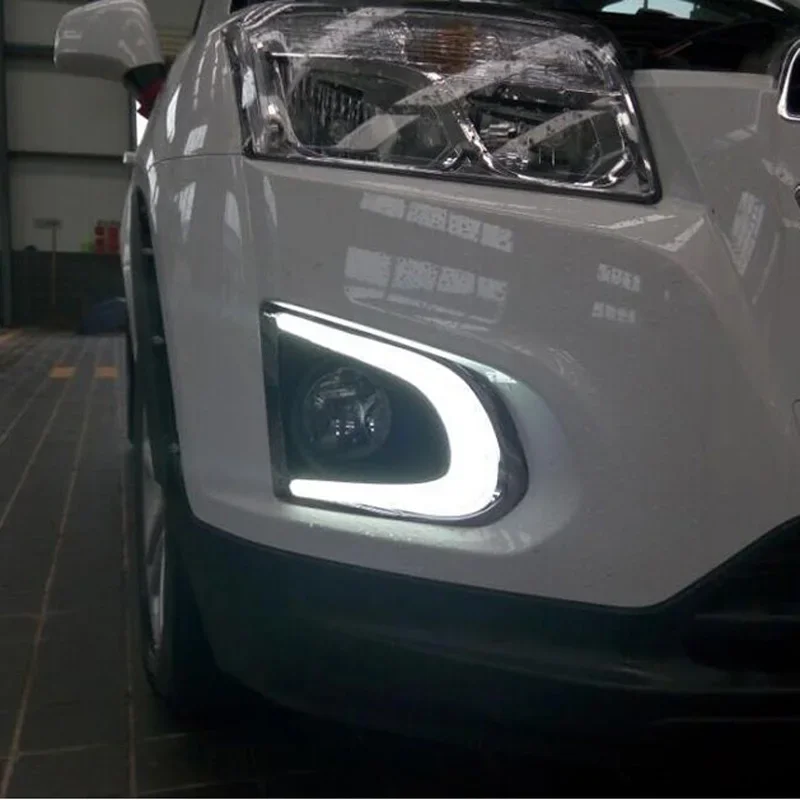 

Auto Accessories LED DRL Daylights For Chevrolet Trax 2014 2015 2016 Yellow Turn Signal Car Headlight Daytime Running Light
