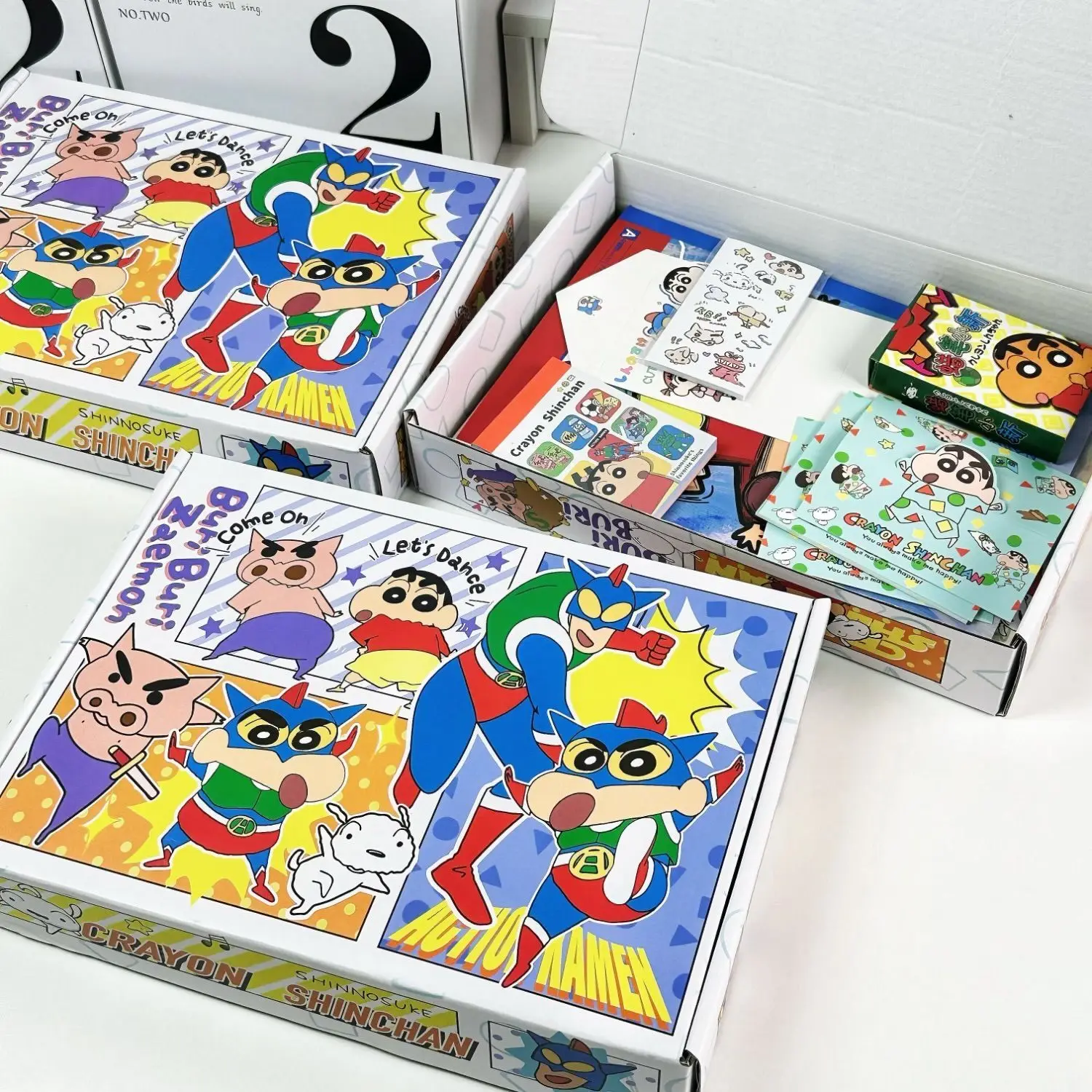 New Crayon Shin-chan Themed Gift Box Set, Ins-style High Aesthetic Stationery Blind Box Gift Pack With Packaging