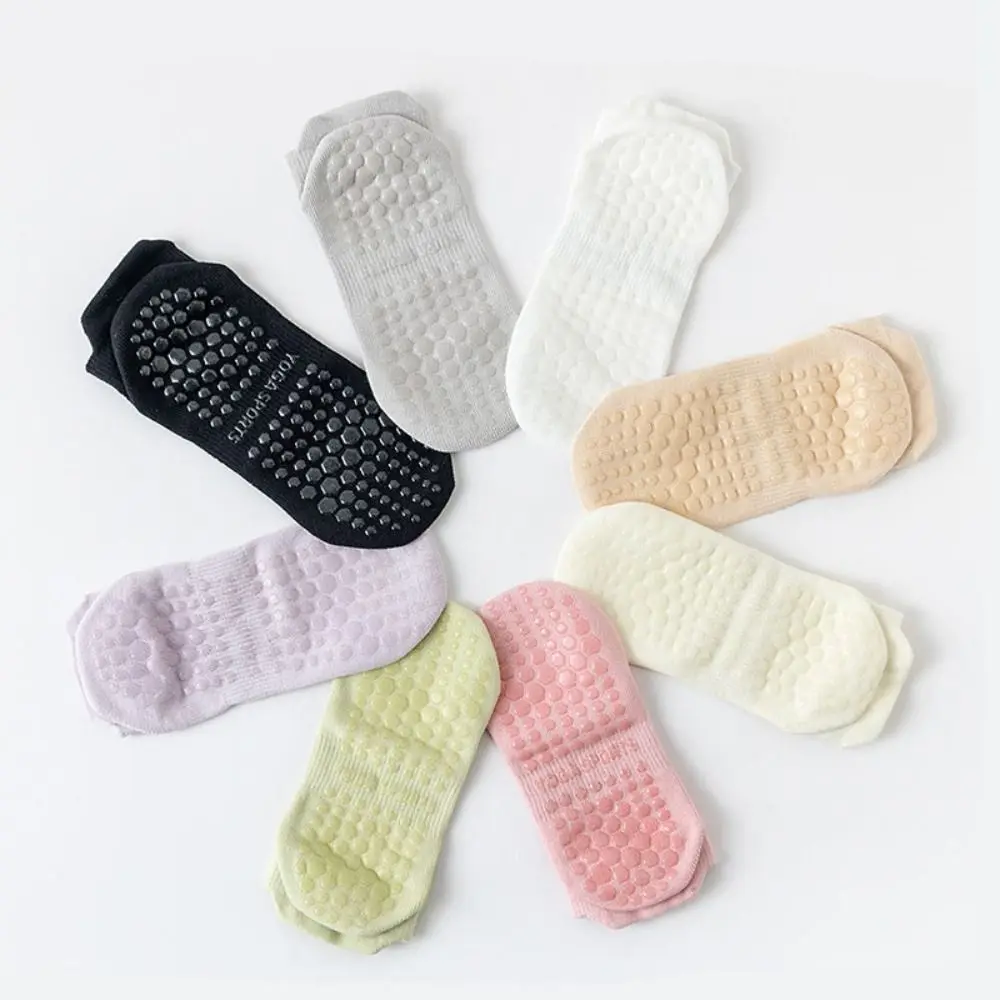 

5Pairs Fashion Simple Anti-Slip Fitness Socks Breathable Sports Hosiery Yoga Socks Women Sweat-Absorbent Short Tube Socks Women